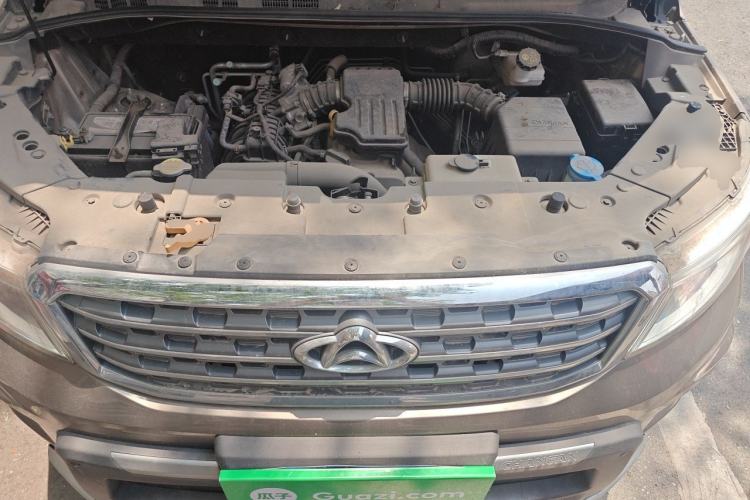 Used CHANGAN OSHAN X70A 2018 1.5L Manual Standard Edition Engine Bay