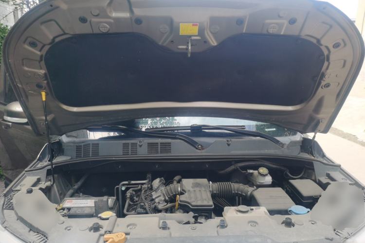 Used CHANGAN OSHAN X70A 2018 1.5L Manual Comfort Model Engine Bay
