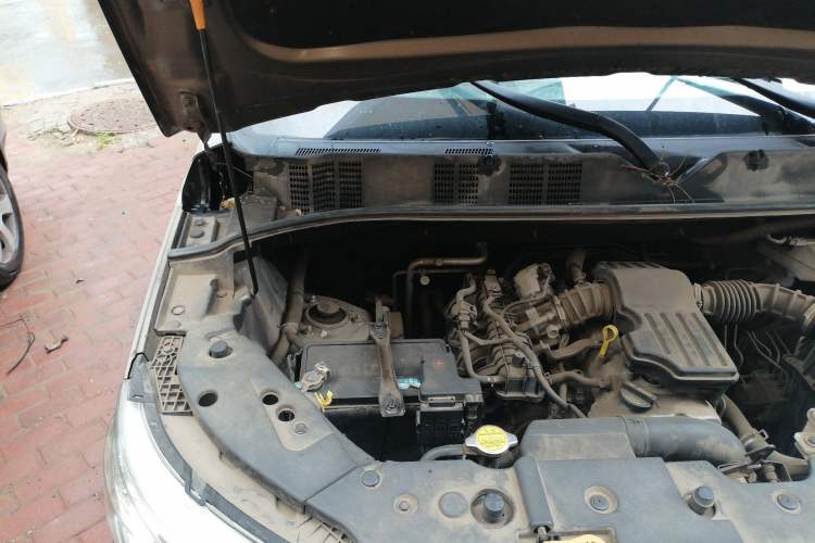 Used CHANGAN OSHAN X70A 2018 1.5L Manual Standard Edition Engine Bay Right