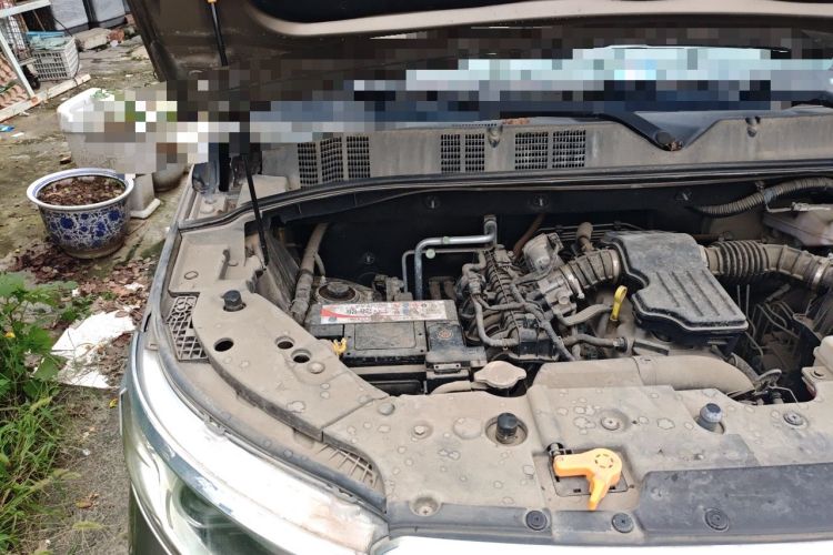 Used CHANGAN OSHAN X70A 2018 1.5L Manual Comfort Model Engine Bay Right