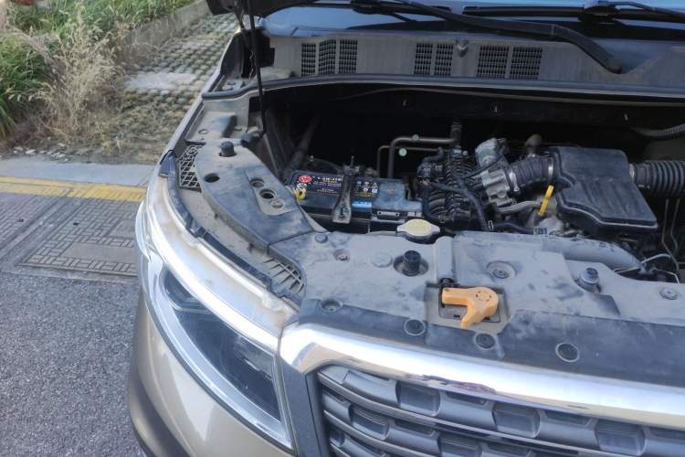 Used CHANGAN OSHAN X70A 2018 1.5L Manual Standard Edition Engine Bay Right