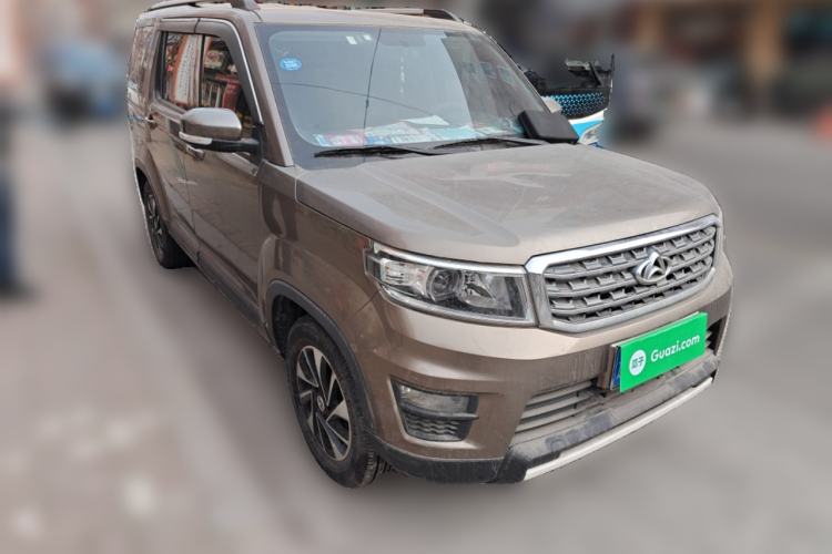 Used CHANGAN OSHAN X70A 2018 1.5L Manual Elite Version Front Right 45 Deg
