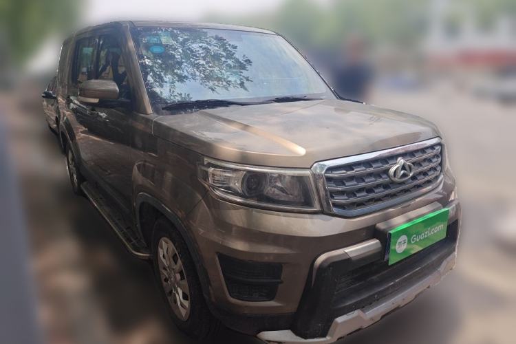 Used CHANGAN OSHAN X70A 2018 1.5L Manual Standard Edition Front Right 45 Deg