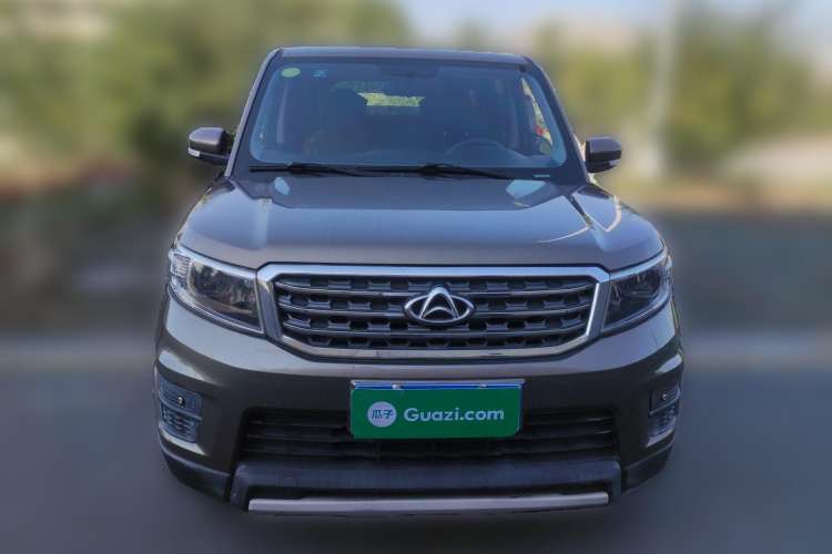 Used CHANGAN OSHAN X70A 2018 1.5L Manual Standard Edition Front