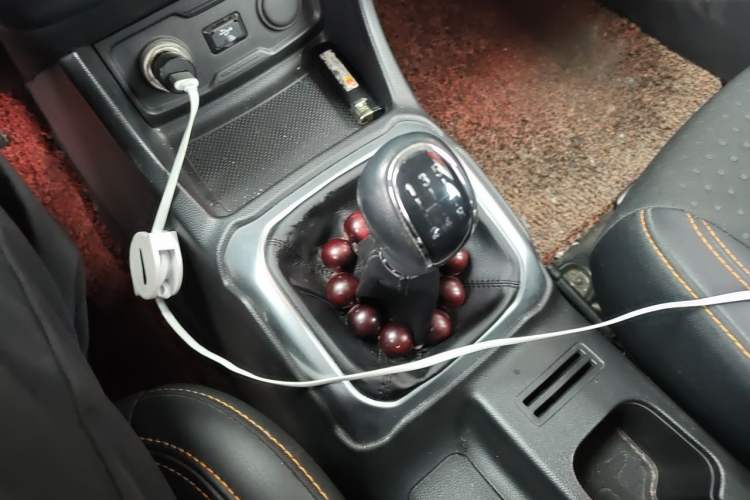 Used CHANGAN OSHAN X70A 2018 1.5L Manual Luxury Model Gear Lever
