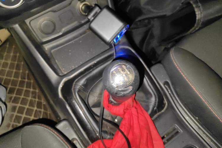 Used CHANGAN OSHAN X70A 2018 1.5L Manual Base Version Gear Lever