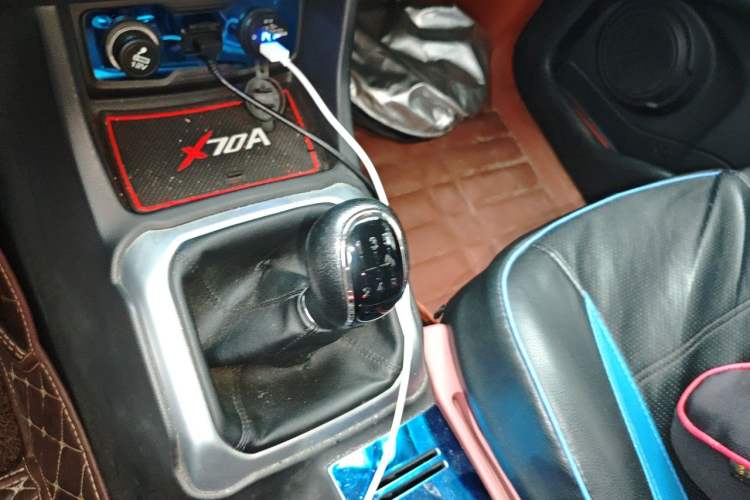Used CHANGAN OSHAN X70A 2018 1.5L Manual Comfort Model Gear Lever