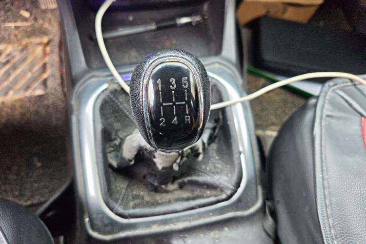 Used CHANGAN OSHAN X70A 2018 1.5L Manual Comfort Model Gear Lever
