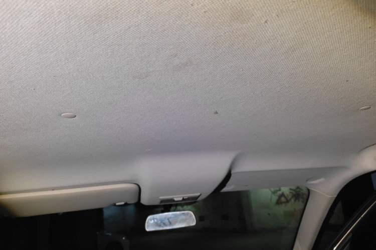 Used CHANGAN OSHAN X70A 2018 1.5L Manual Base Version Headliner