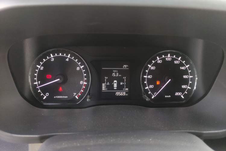 Used CHANGAN OSHAN X70A 2018 1.5L Manual Standard Edition Instrument Cluster