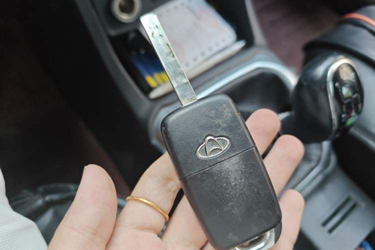 Used CHANGAN OSHAN X70A 2018 1.5L Manual Comfort Model Interior 1
