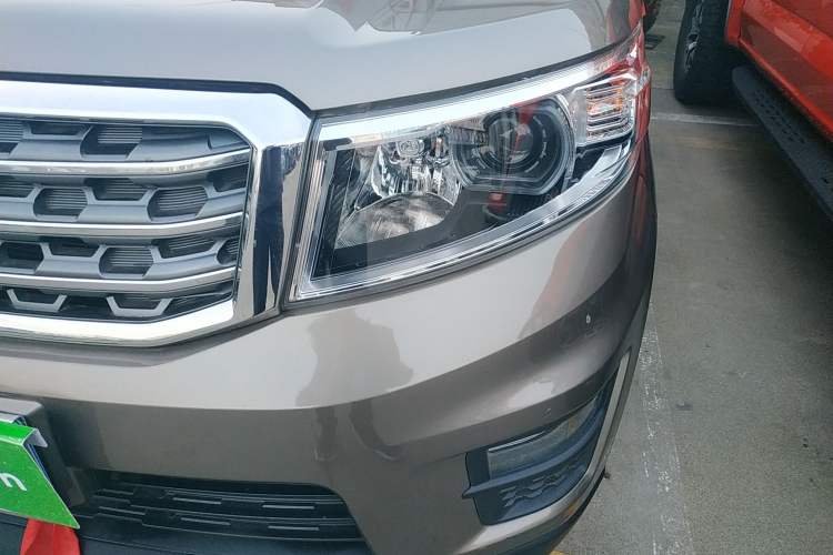 Used CHANGAN OSHAN X70A 2018 1.5L Manual Luxury Model Left Front Headlight