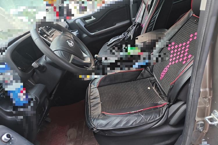 Used CHANGAN OSHAN X70A 2018 1.5L Manual Comfort Model Left Front Seat