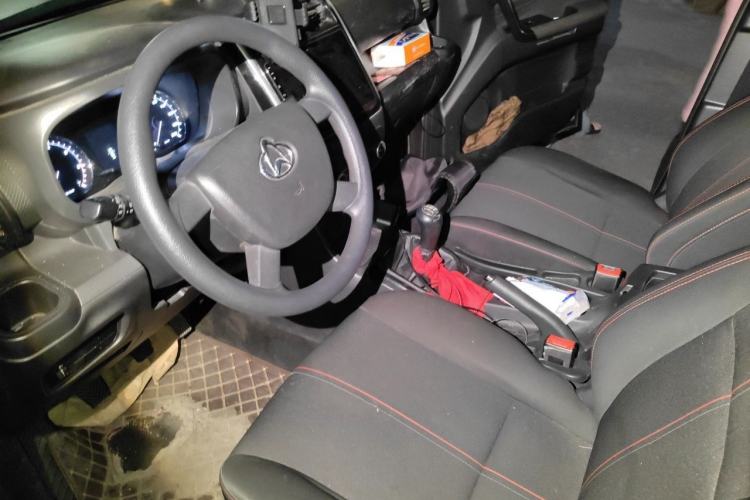 Used CHANGAN OSHAN X70A 2018 1.5L Manual Base Version Left Front Seat