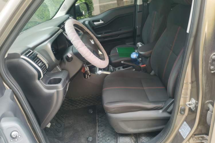 Used CHANGAN OSHAN X70A 2018 1.5L Manual Comfort Model Left Front Seat