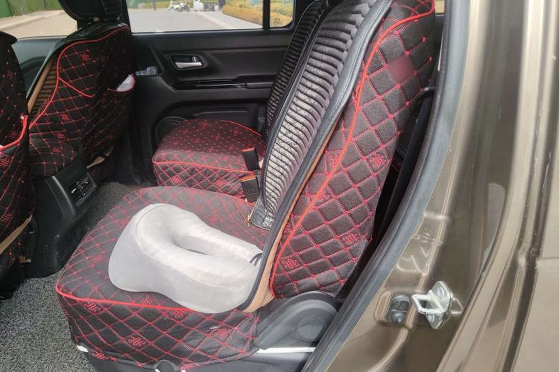 Used CHANGAN OSHAN X70A 2018 1.5L Manual Standard Edition Left Rear Seat