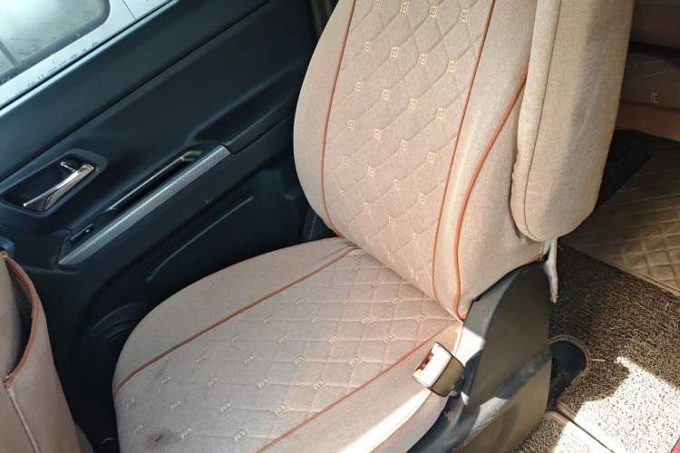 Used CHANGAN OSHAN X70A 2018 1.5L Manual Luxury Model Left Rear Seat