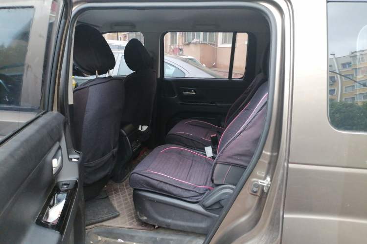 Used CHANGAN OSHAN X70A 2018 1.5L Manual Standard Edition Left Rear Seat