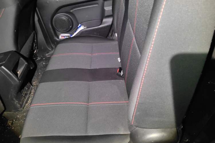 Used CHANGAN OSHAN X70A 2018 1.5L Manual Base Version Left Rear Seat
