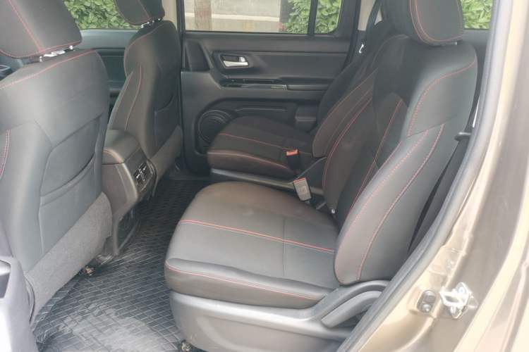 Used CHANGAN OSHAN X70A 2018 1.5L Manual Comfort Model Left Rear Seat