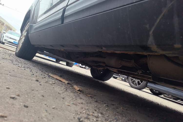 Used CHANGAN OSHAN X70A 2018 1.5L Manual Standard Edition Left Side Sill