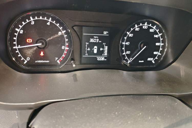 Used CHANGAN OSHAN X70A 2018 1.5L Manual Comfort Model Odometer Close Up