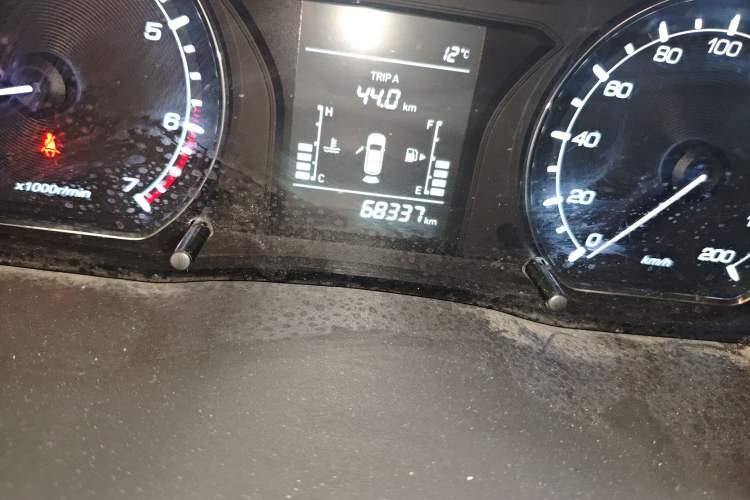 Used CHANGAN OSHAN X70A 2018 1.5L Manual Base Version Odometer Close Up