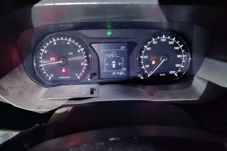 Used CHANGAN OSHAN X70A 2018 1.5L Manual Comfort Model Odometer Close Up