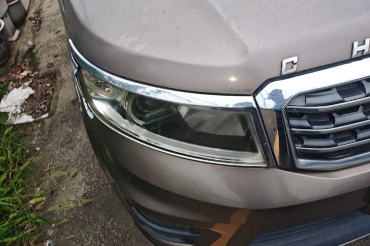 Used CHANGAN OSHAN X70A 2018 1.5L Manual Comfort Model Right Front Headlight