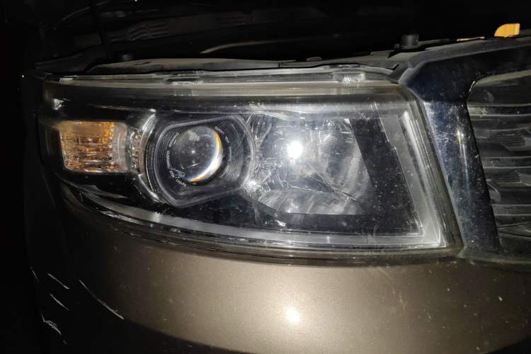 Used CHANGAN OSHAN X70A 2018 1.5L Manual Luxury Model Right Front Headlight