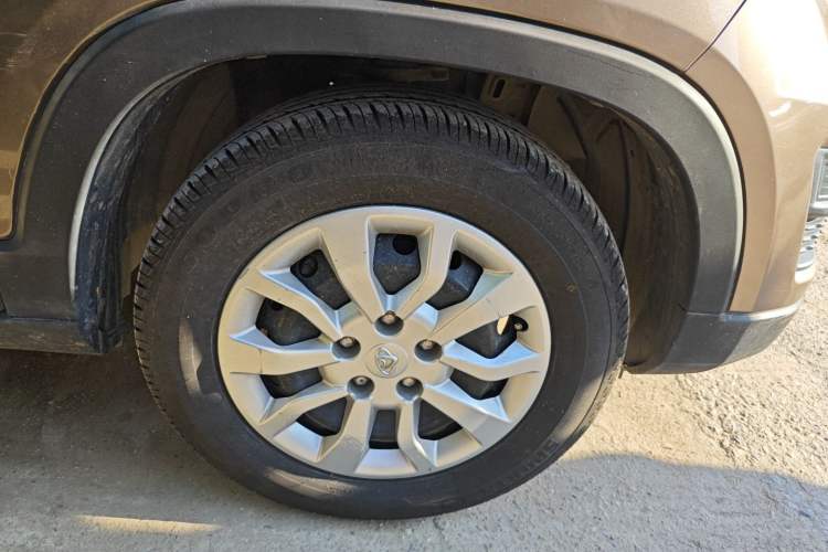 Used CHANGAN OSHAN X70A 2018 1.5L Manual Standard Edition Right Front Wheel Hub