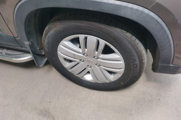 Used CHANGAN OSHAN X70A 2018 1.5L Manual Comfort Model Right Front Wheel Hub