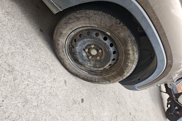 Used CHANGAN OSHAN X70A 2018 1.5L Manual Base Version Right Front Wheel Hub