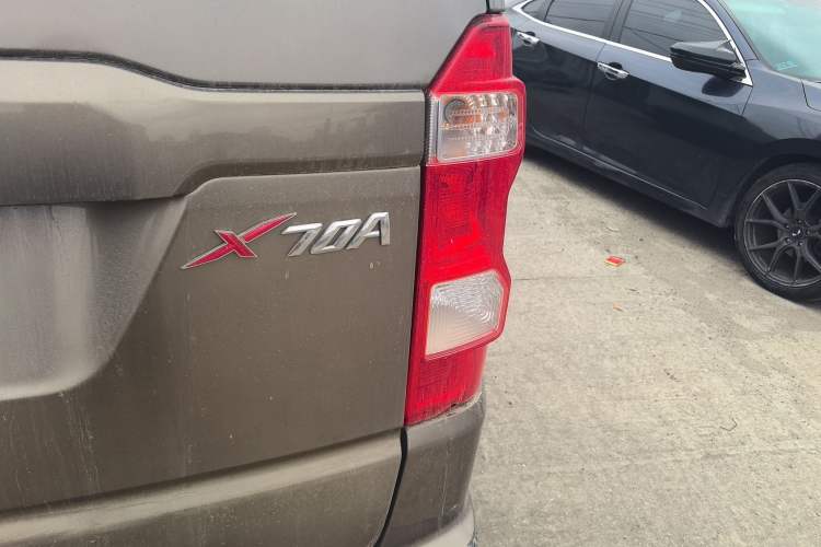 Used CHANGAN OSHAN X70A 2018 1.5L Manual Standard Edition Right Rear Taillight