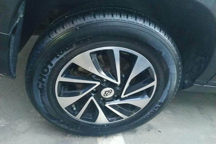 Used CHANGAN OSHAN X70A 2018 1.5L Manual Luxury Model Right Rear Wheel Hub