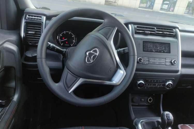 Used CHANGAN OSHAN X70A 2018 1.5L Manual Standard Edition Steering Wheel