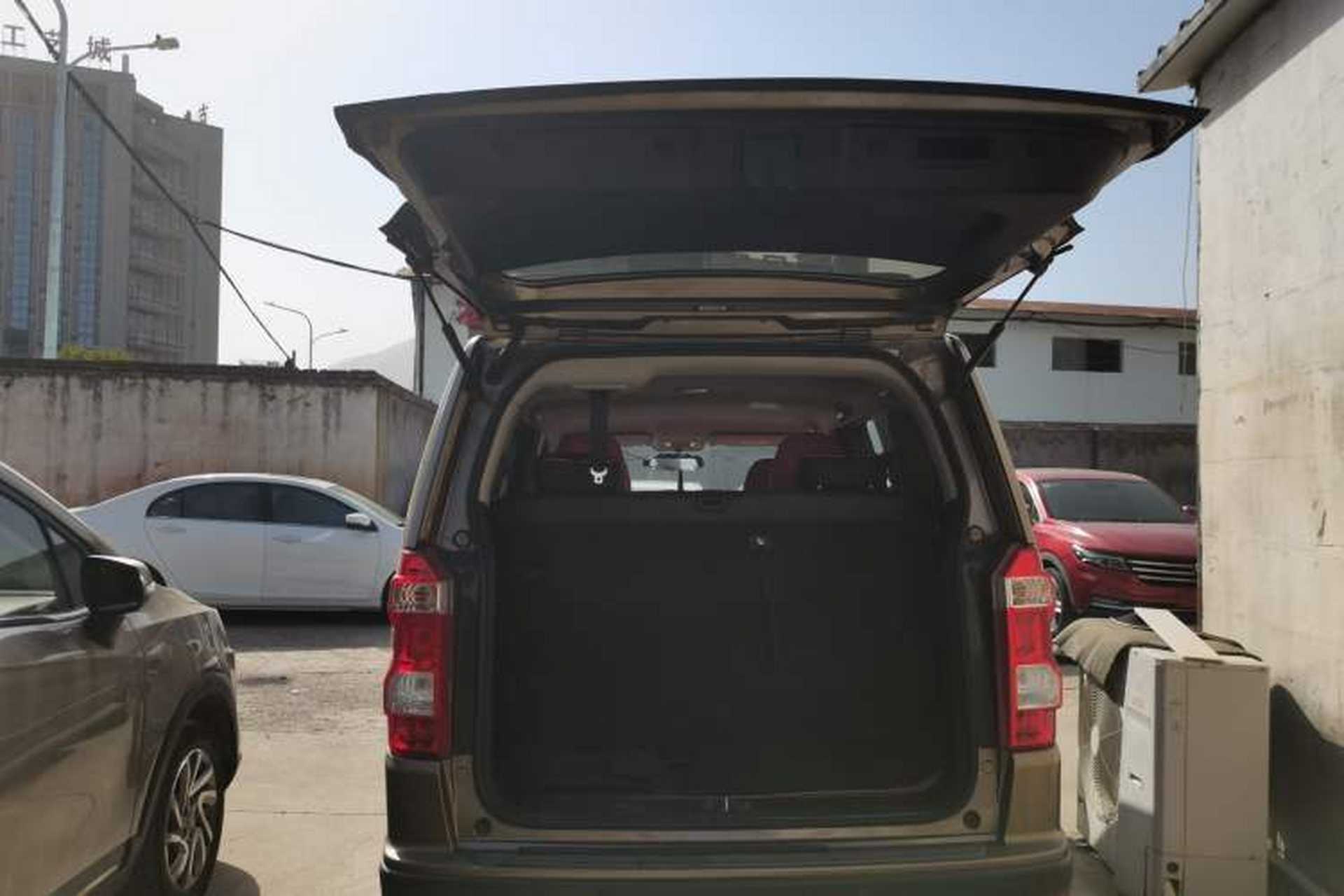 Used CHANGAN OSHAN X70A 2018 1.5L Manual Elite Version Trunk