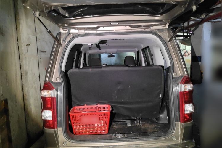 Used CHANGAN OSHAN X70A 2018 1.5L Manual Base Version Trunk
