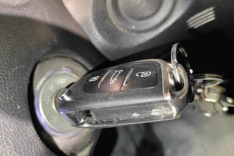 Used CHANGAN OSHAN X70A 2018 1.5L Manual Base Version Vehicle Key