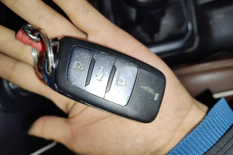 Used CHANGAN OSHAN X70A 2018 1.5L Manual Luxury Model Vehicle Key