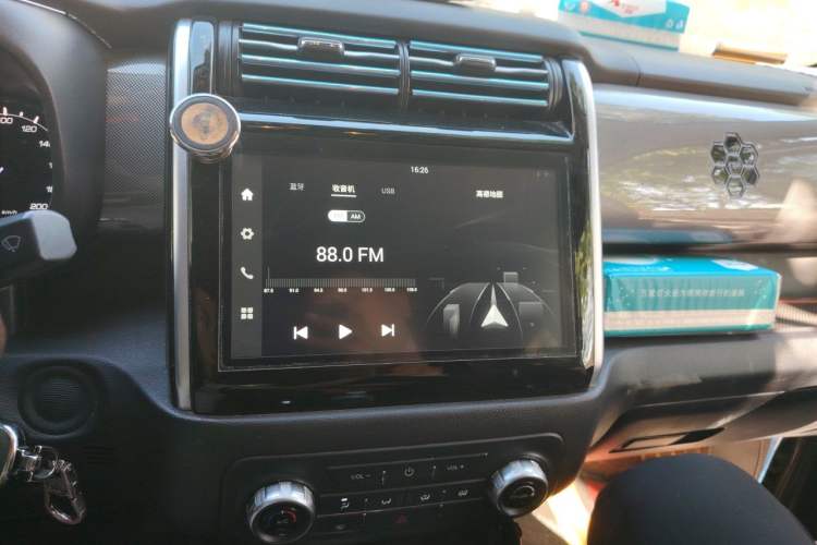 Used CHANGAN OSHAN X70A 2018 1.5L Manual Elite Version Audio And AC Panel