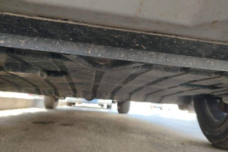 Used CHANGAN OSHAN X70A 2018 1.5L Manual Elite Version Chassis Front