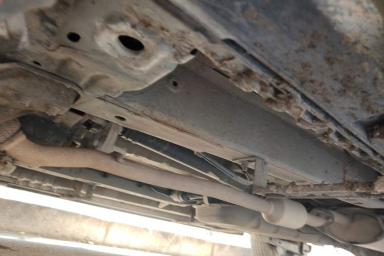 Used CHANGAN OSHAN X70A 2018 1.5L Manual Elite Version Chassis Front Left