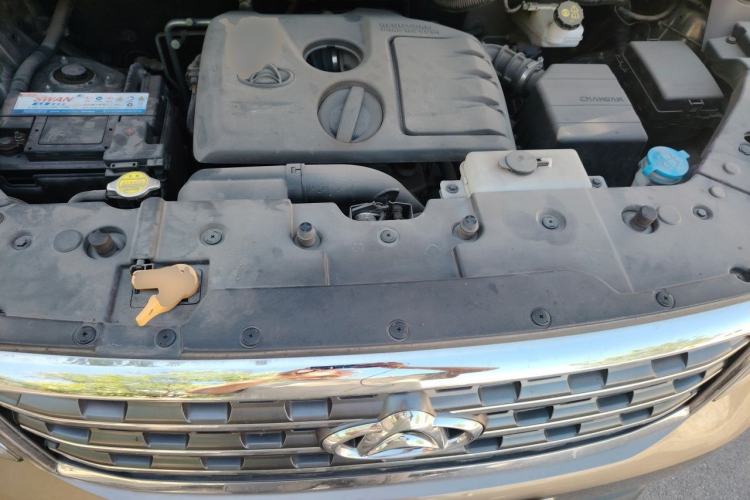 Used CHANGAN OSHAN X70A 2018 1.5L Manual Elite Version Engine Bay