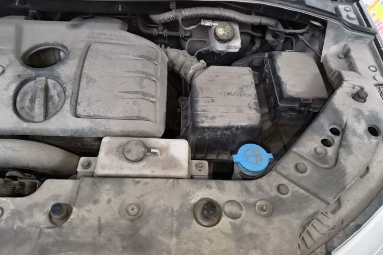 Used CHANGAN OSHAN X70A 2018 1.5L Manual Luxury Model Engine Bay Left
