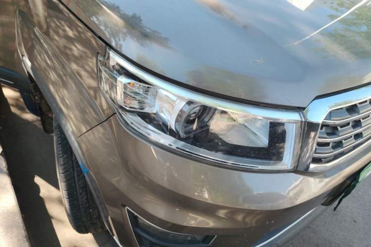 Used CHANGAN OSHAN X70A 2018 1.5L Manual Elite Version Right Front Headlight