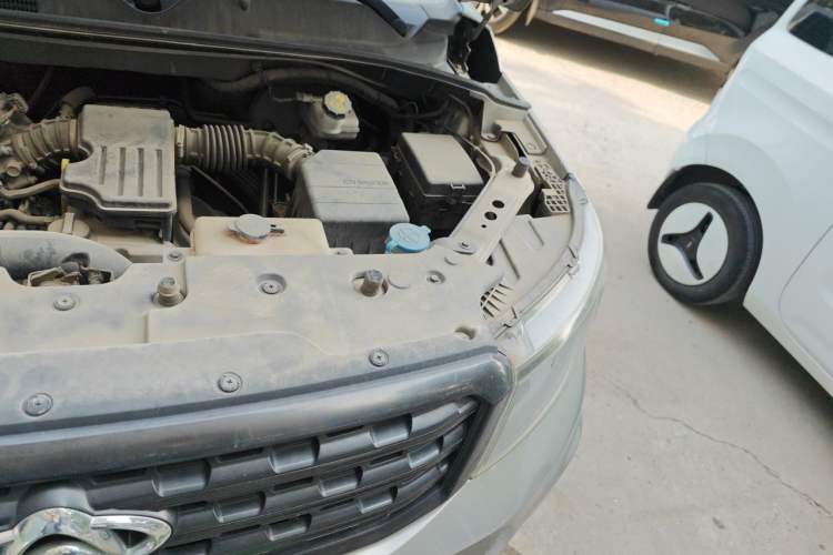 Used CHANGAN OSHAN X70A 2018 1.5L Manual Base Version Engine Bay Left
