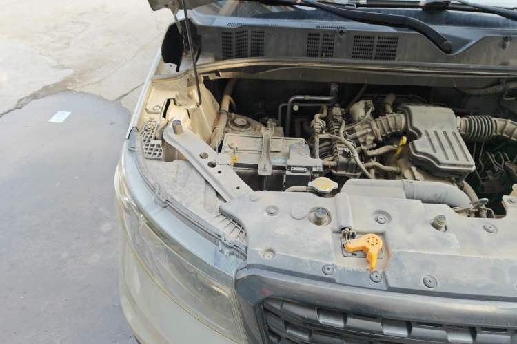 Used CHANGAN OSHAN X70A 2018 1.5L Manual Base Version Engine Bay Right