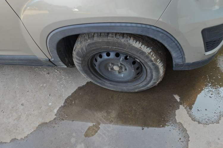 Used CHANGAN OSHAN X70A 2018 1.5L Manual Base Version Right Front Wheel Hub