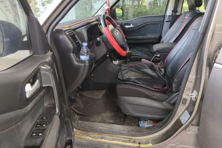 Used CHANGAN OSHAN X70A 2018 1.5L Manual Base Version Driver Seat